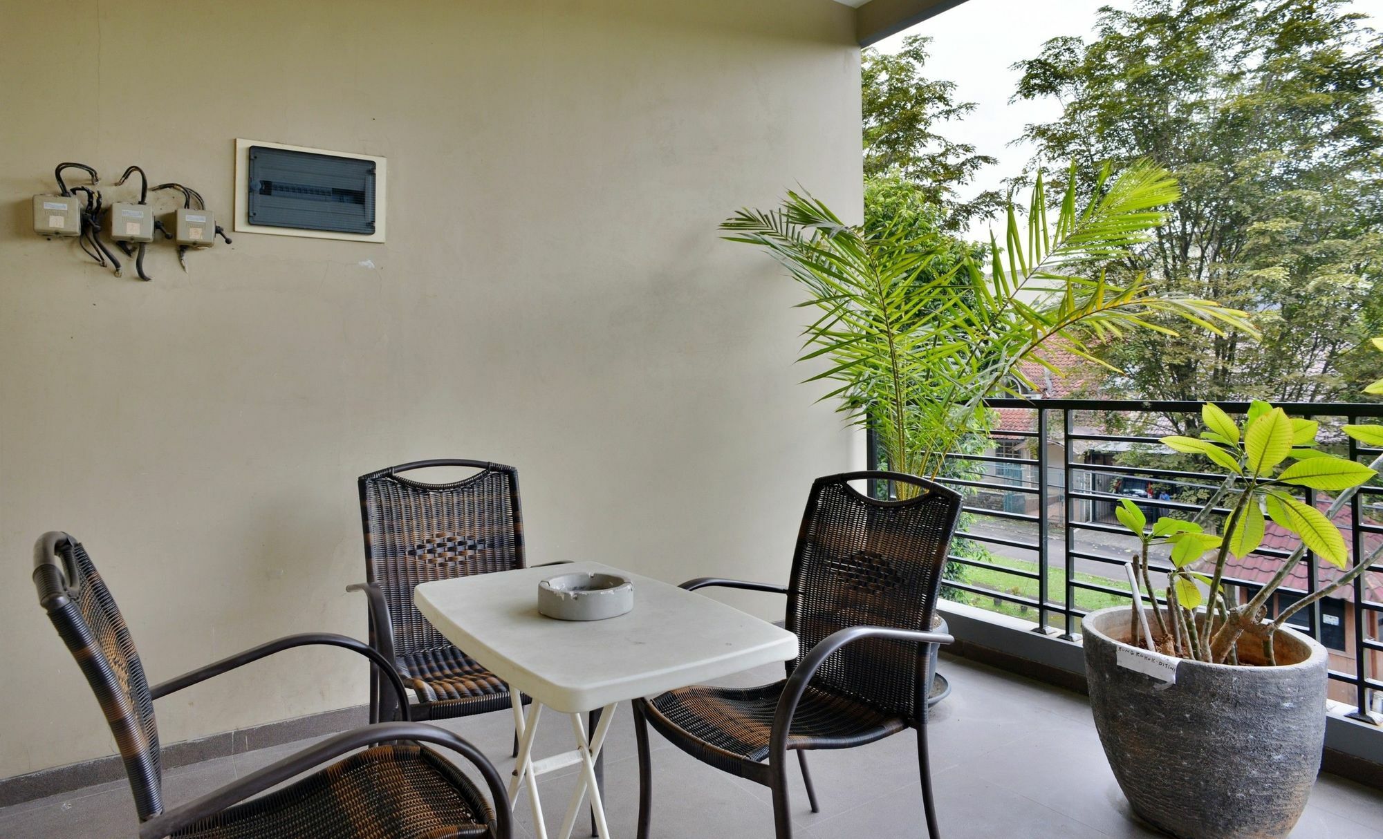 Casa Vanda Guesthouse Serpong Exterior photo